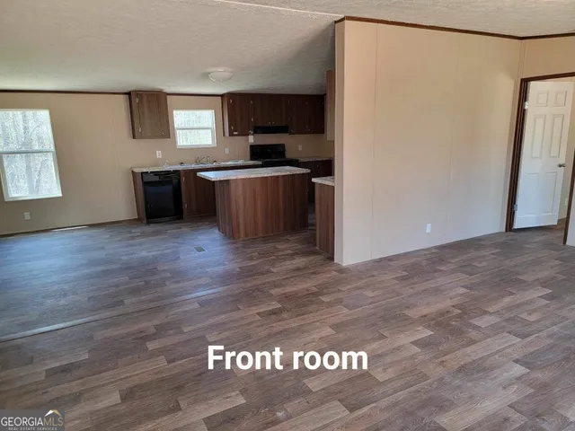 $1,800 | 5012 N Highway, Newnan, GA 30265