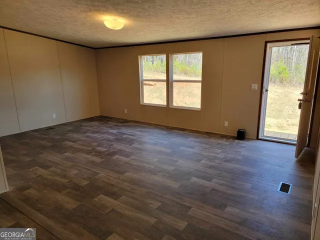 $1,800 | 5012 N Highway, Newnan, GA 30265