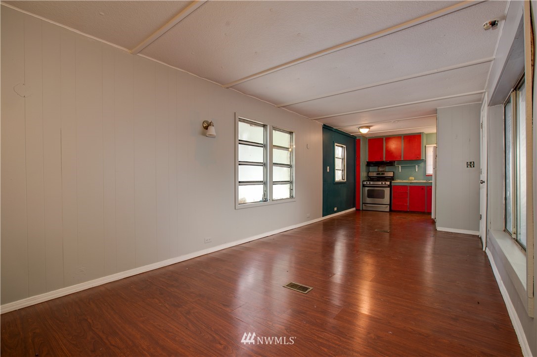 2284 Yew Street Road, Unit E5 Bellingham, WA 98229 - Photo 5 of 6 Gallery Image 5