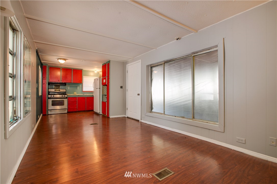 2284 Yew Street Road, Unit E5 Bellingham, WA 98229 - Photo 6 of 6 Gallery Image 6