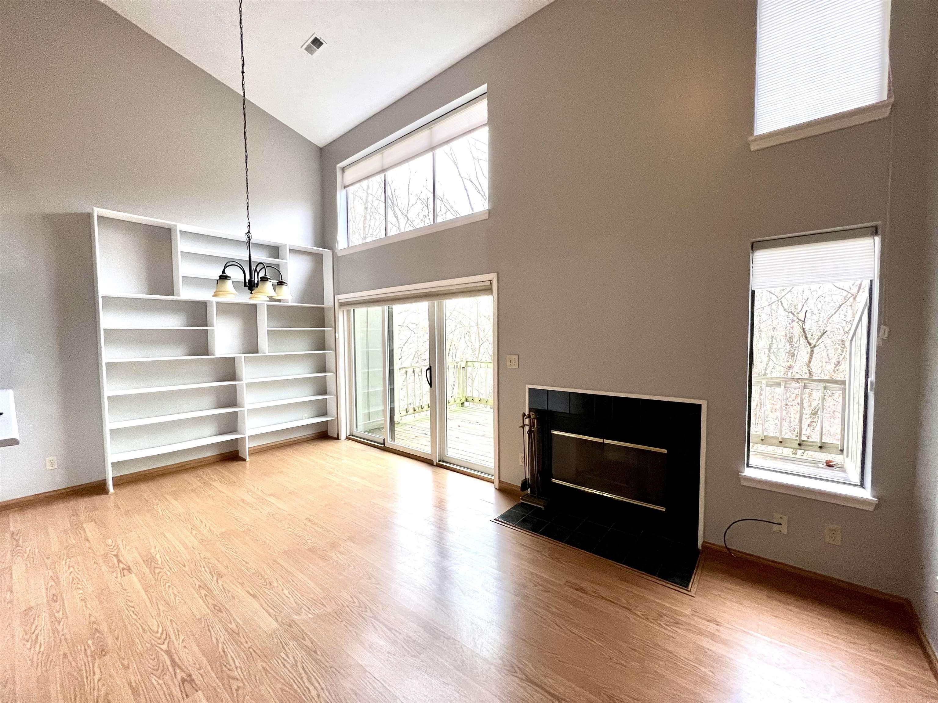 9062 South Pointe Ridge Lane, Unit 32 Bloomington, IN 47401 - Photo 3 of 11