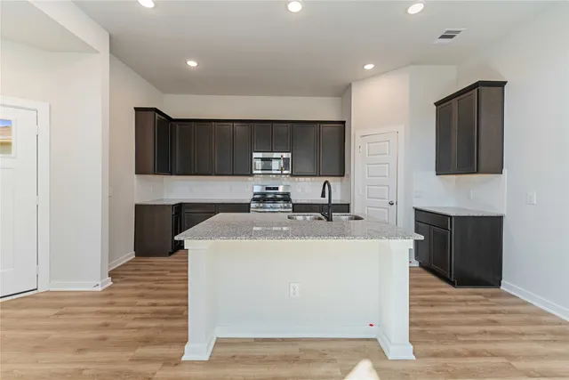 $322,648 | 14947 North Ascot Bend Circle, Conroe, TX 77306