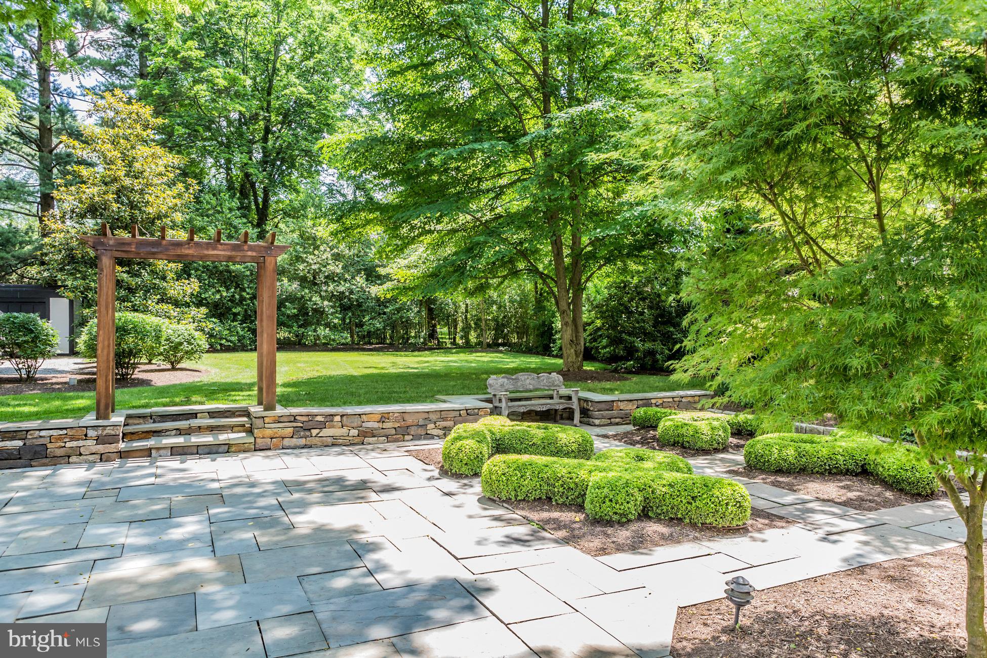 148 Hodge Road Princeton, NJ 08540 - Photo 3 of 36