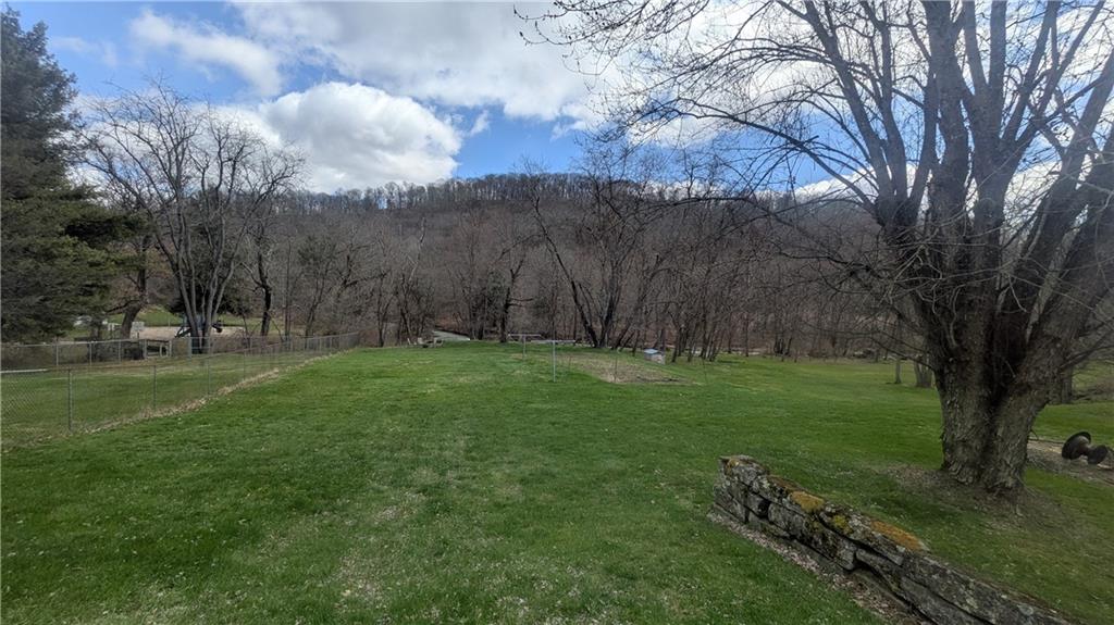 135 Main Street Bruin, PA 16022 - Photo 4 of 27