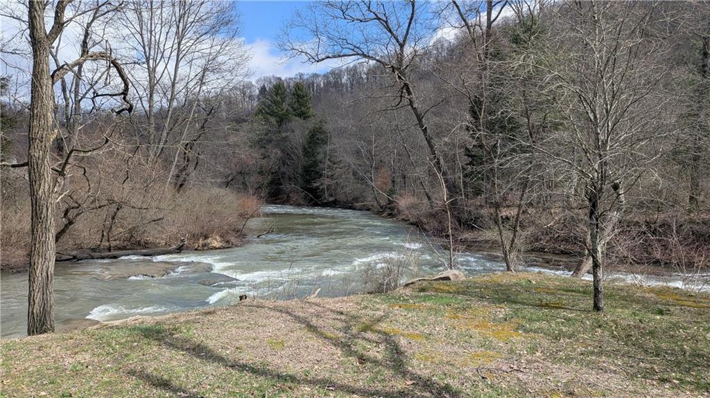 135 Main Street Bruin, PA 16022 - Photo 6 of 27