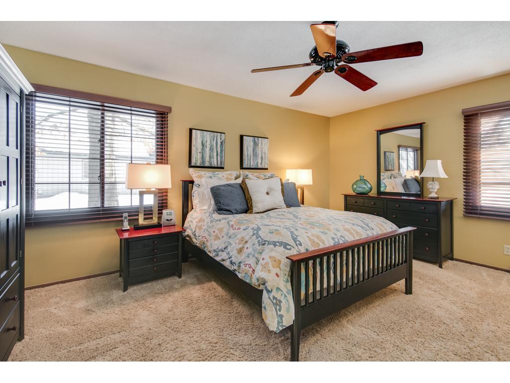 10833 Emerson Road Bloomington, MN 55431 - Photo 14 of 24