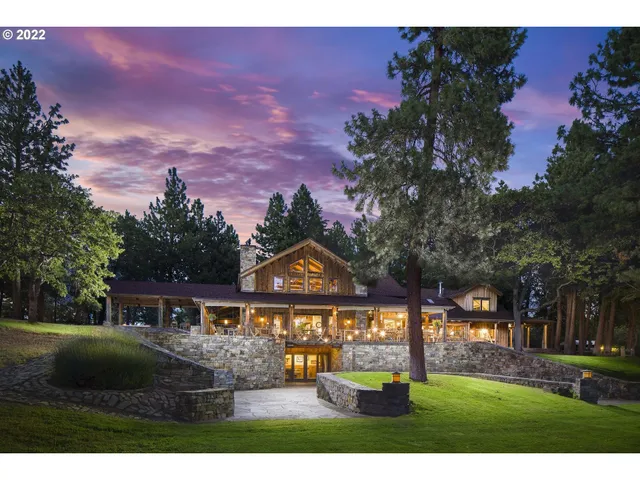 $1,300,000 | 6286 5 Mile Road, The Dalles, OR 97058