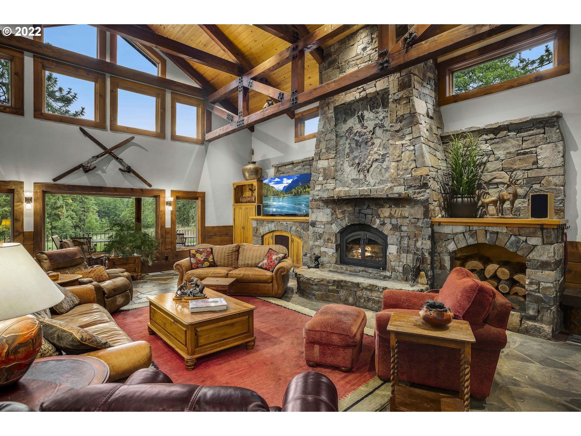 6286 5 Mile Road The Dalles, OR 97058 - Photo 10 of 32