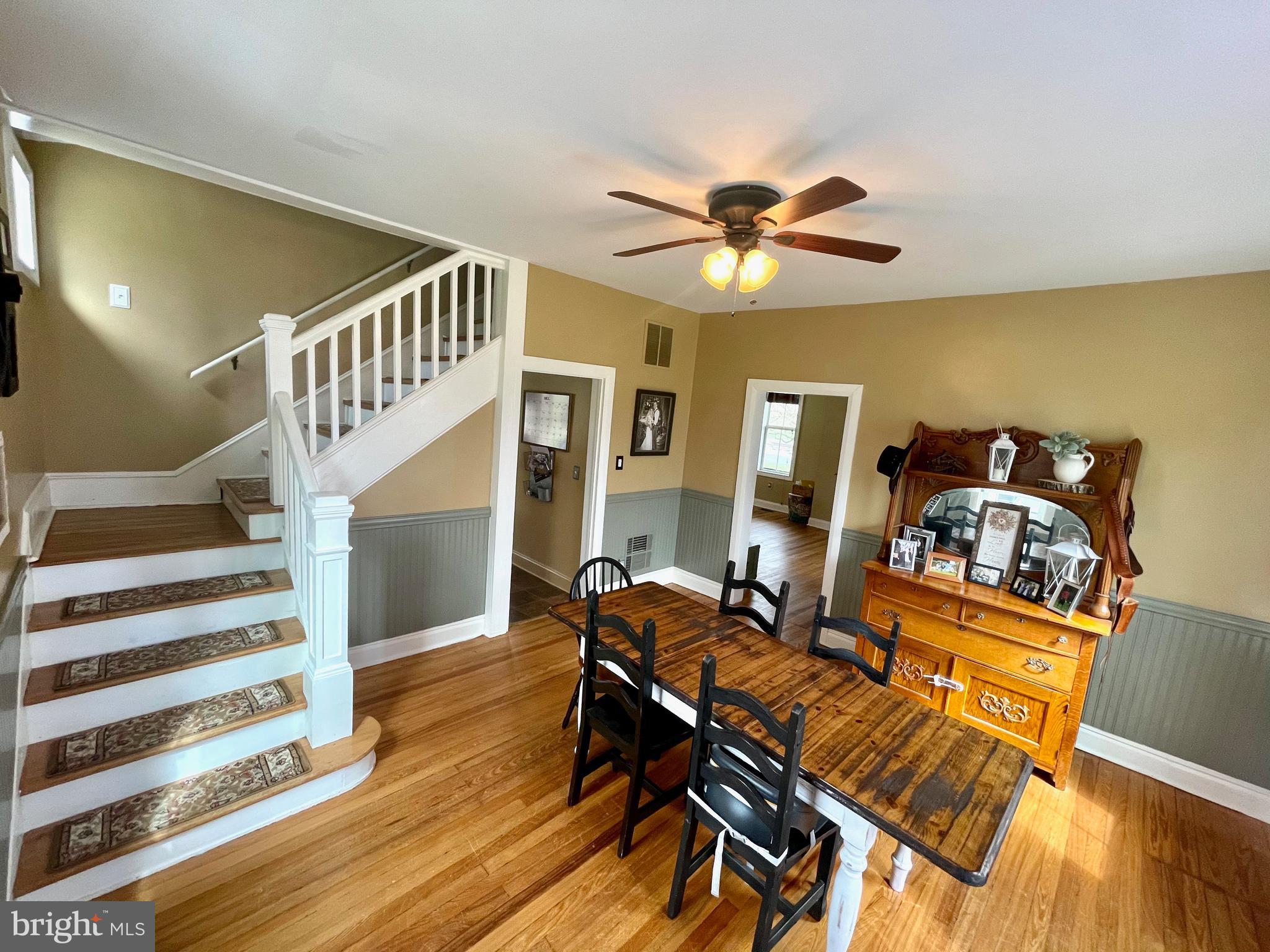 384 Mt Hope Road Fairfield, PA 17320 - Photo 14 of 58 Dining room