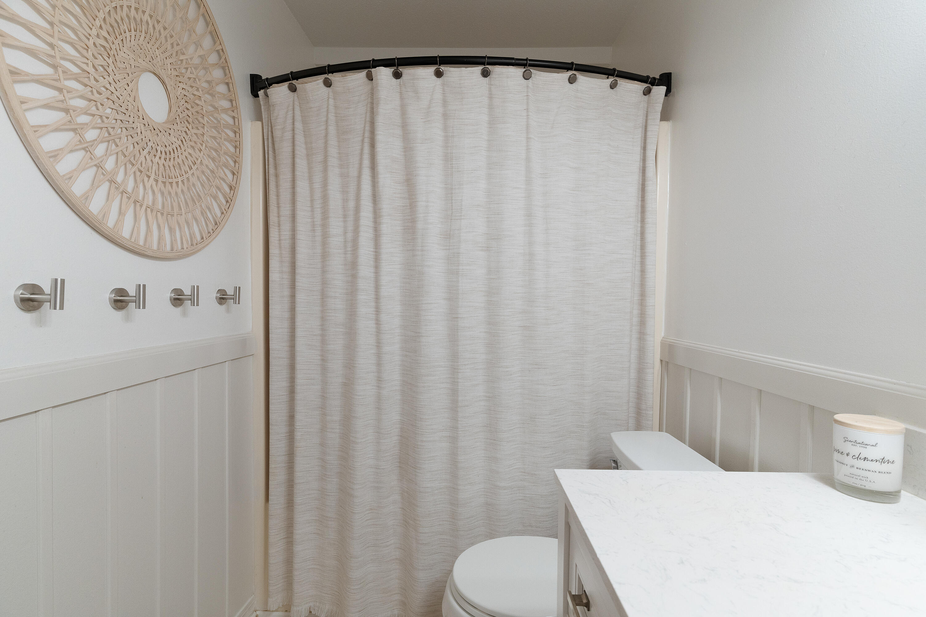 125 Wright Circle Niceville, FL 32578 - Photo 25 of 51 a bathroom with a sink a toilet and a mirror