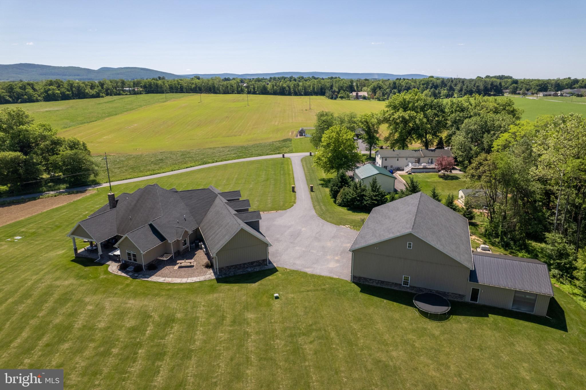 3825 Frecon Road Chambersburg, PA 17202 - Photo 7 of 124