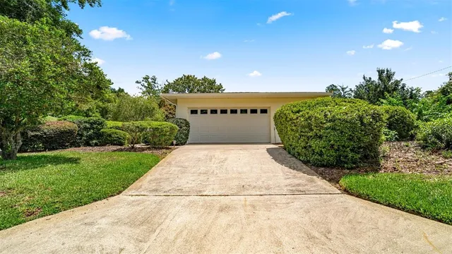 a view of outdoor space yard and entertaining space