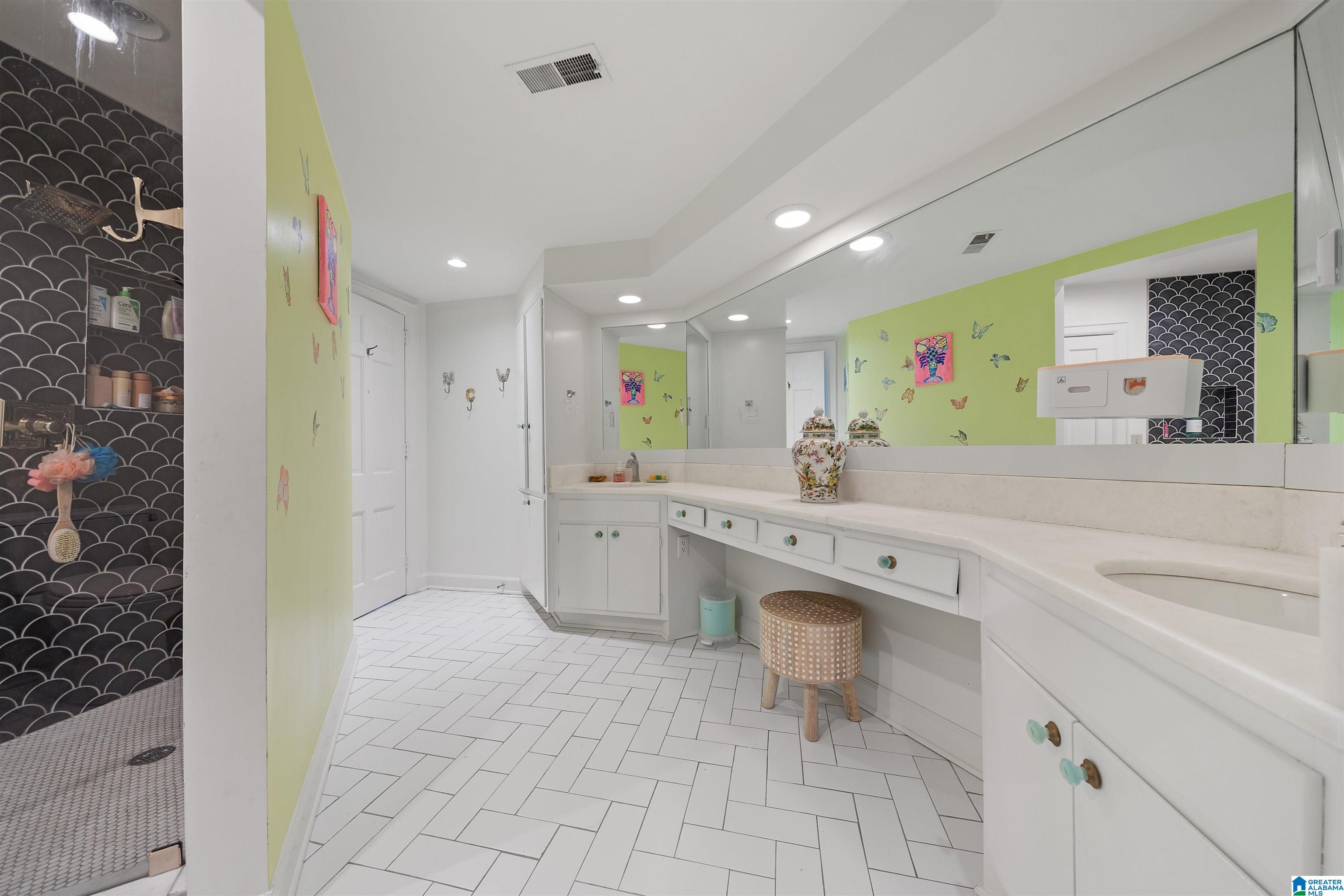 3025 Woodleigh Road Birmingham, AL 35223 - Photo 38 of 50