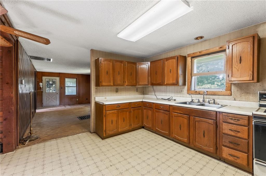 13424 Henson Road Holt, MO 64048 - Photo 25 of 46