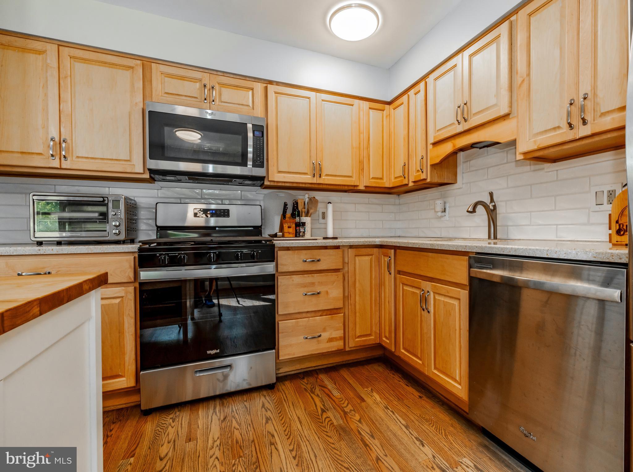 1263 Ollerton Road West Deptford, NJ 08066 - Photo 17 of 37 Brand new Gas Stove and Subway Tile backsplash