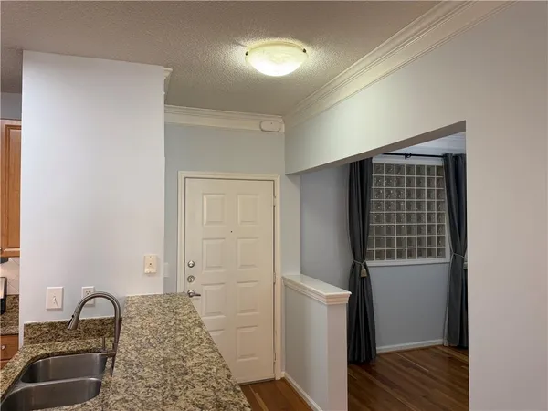 $1,995 | 10 Perimeter Summit Boulevard, Unit 3201, Brookhaven, GA 30319