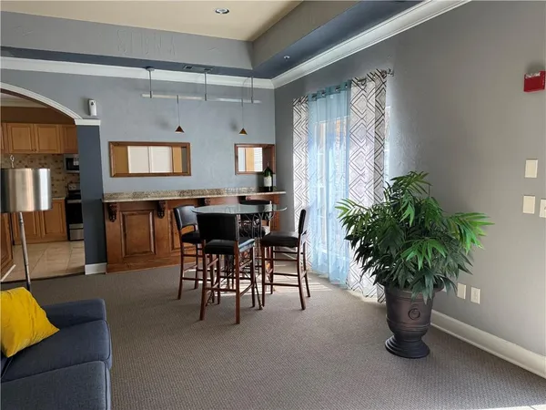 $1,995 | 10 Perimeter Summit Boulevard, Unit 3201, Brookhaven, GA 30319