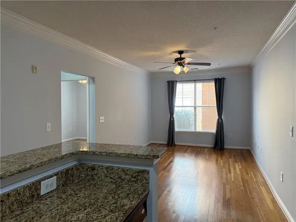 $1,995 | 10 Perimeter Summit Boulevard, Unit 3201, Brookhaven, GA 30319
