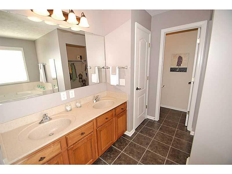 12481 Spire View Drive Fishers, IN 46037 - Photo 13 of 24