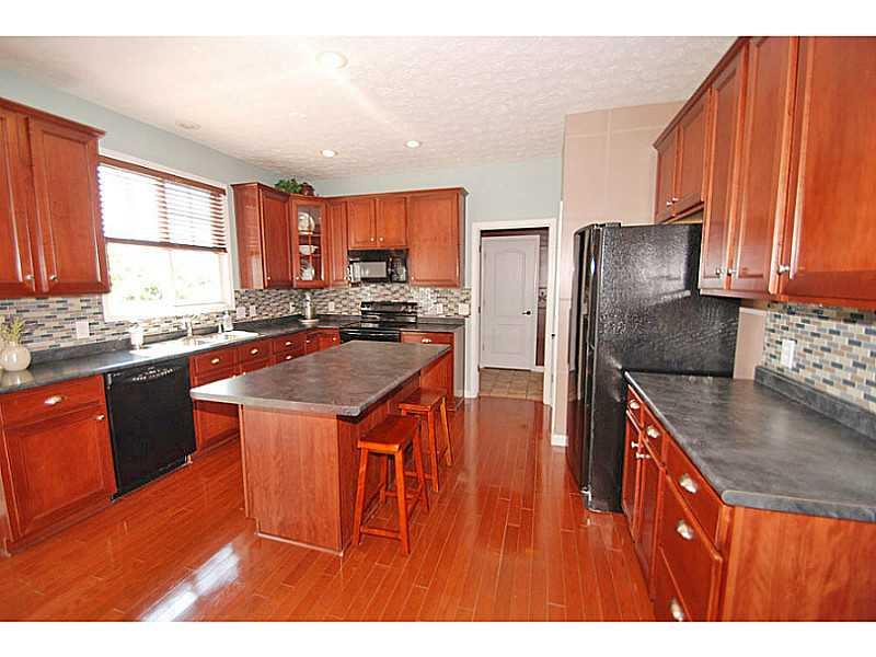 12481 Spire View Drive Fishers, IN 46037 - Photo 8 of 24