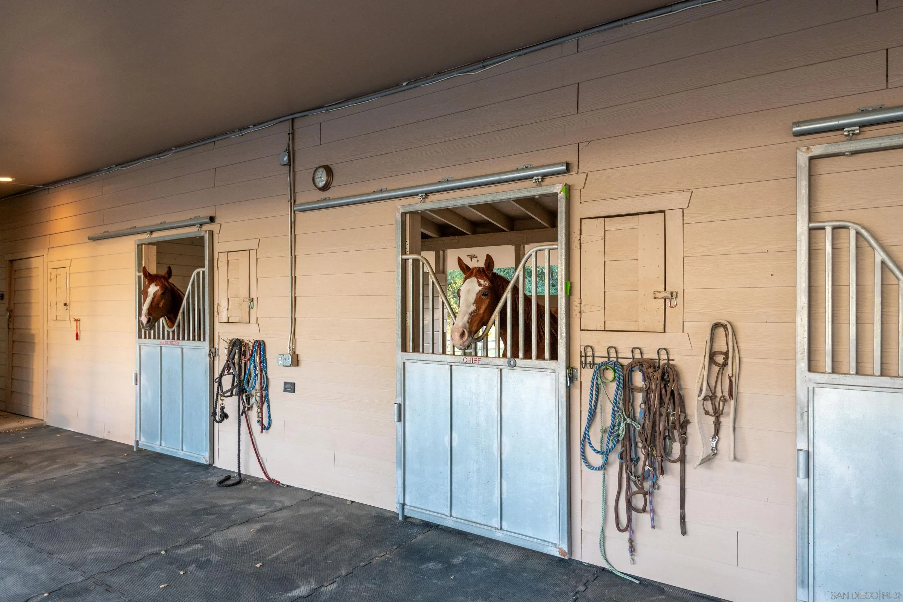 23835 Viejas Grade Road Descanso, CA 91916 - Photo 5 of 50 a view of a entryway
