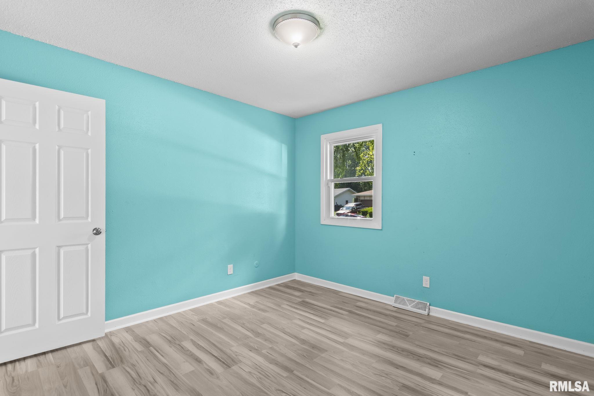 2408 Delaware Drive Springfield, IL 62702 - Photo 21 of 43