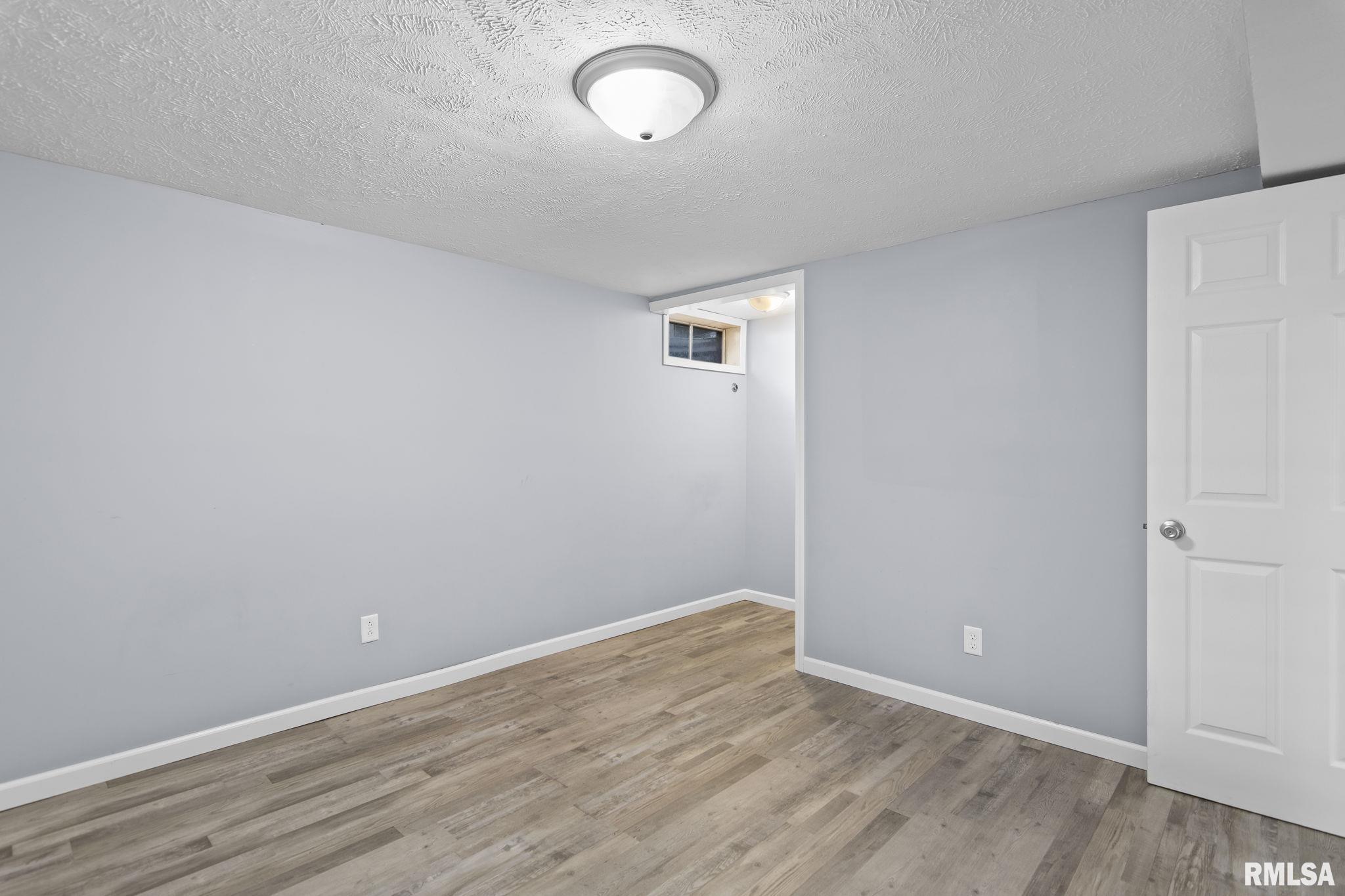 2408 Delaware Drive Springfield, IL 62702 - Photo 32 of 43