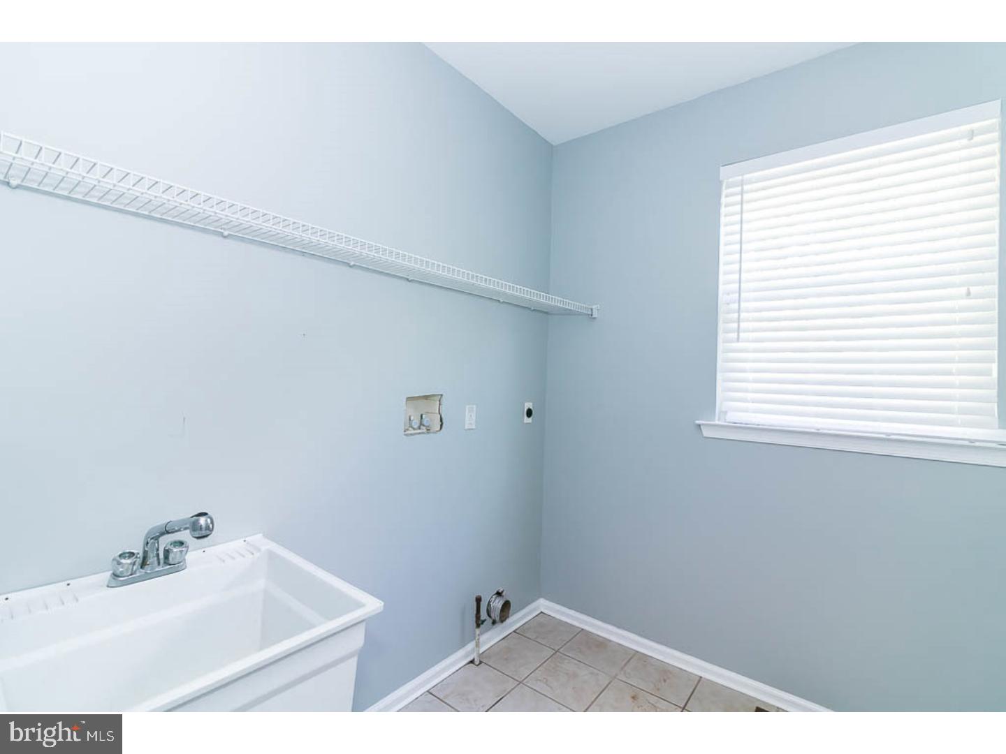 1446 Kearsley Road Sicklerville, NJ 08081 - Photo 12 of 25 Laundry Room