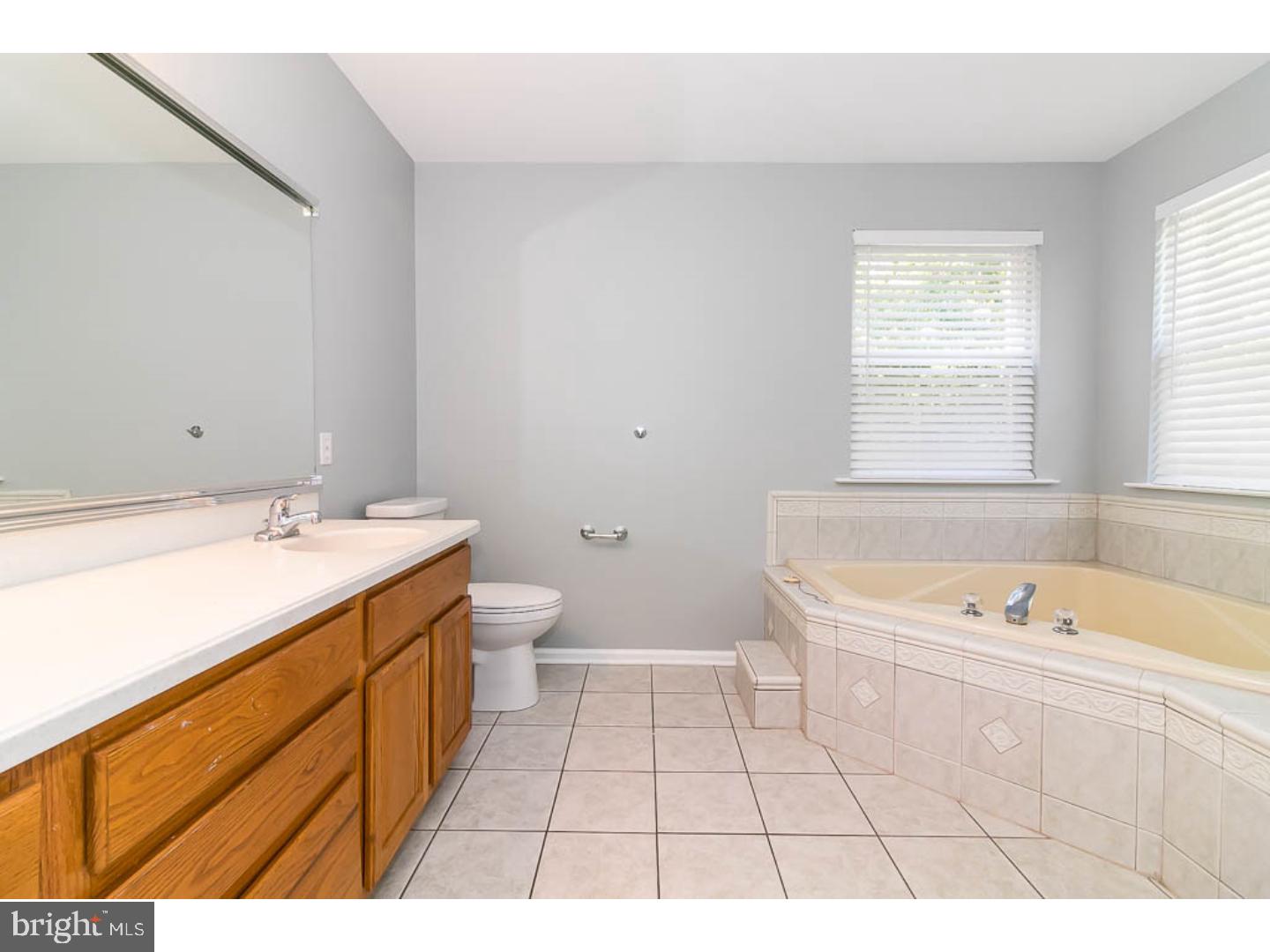1446 Kearsley Road Sicklerville, NJ 08081 - Photo 15 of 25 Master Bathroom