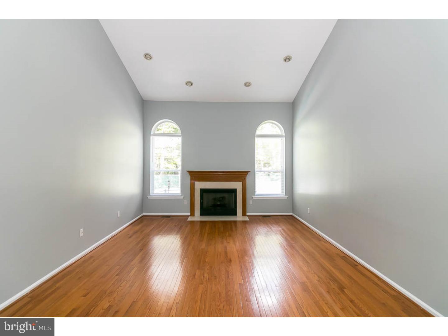 1446 Kearsley Road Sicklerville, NJ 08081 - Photo 10 of 25 Family Room
