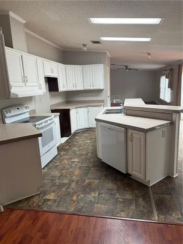 $179,500 | 28215 Stanga Lane, Ponchatoula, LA 70454