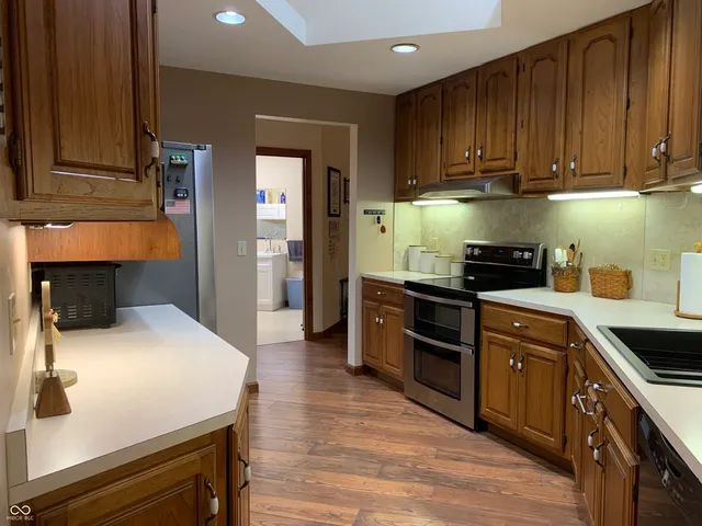 $364,500 | 112 Cardinal Drive East, Seymour, IN 47274