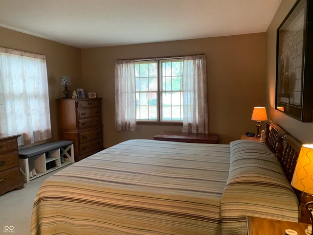 $364,500 | 112 Cardinal Drive East, Seymour, IN 47274