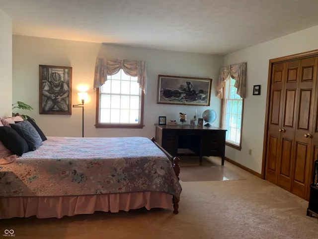 $364,500 | 112 Cardinal Drive East, Seymour, IN 47274