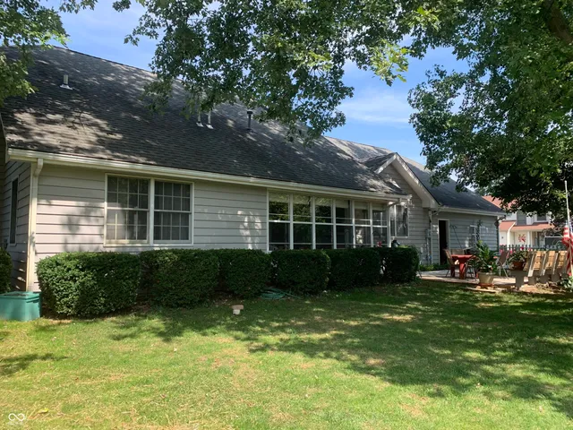 $364,500 | 112 Cardinal Drive East, Seymour, IN 47274