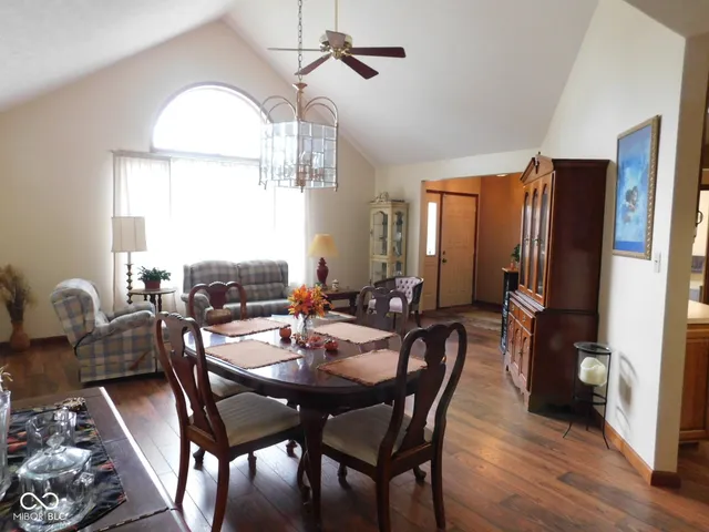 $364,500 | 112 Cardinal Drive East, Seymour, IN 47274