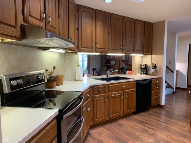 $364,500 | 112 Cardinal Drive East, Seymour, IN 47274