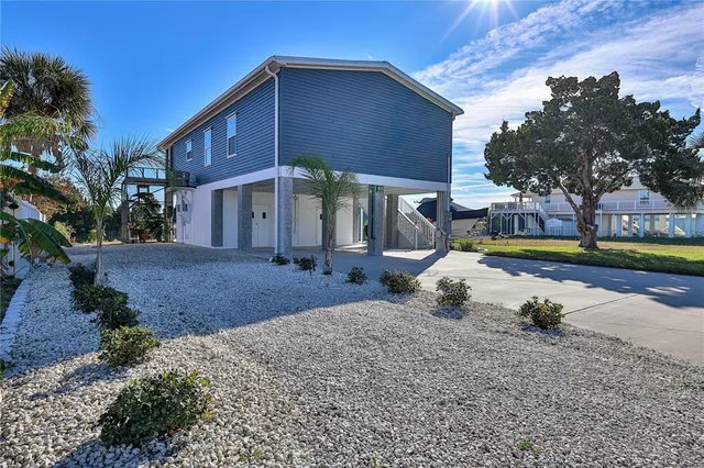 $489,900 | 3356 Oleander Drive, Hernando Beach, FL 34607