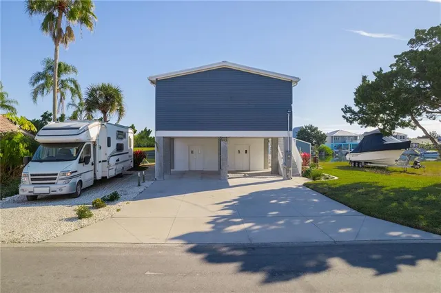 $489,900 | 3356 Oleander Drive, Hernando Beach, FL 34607