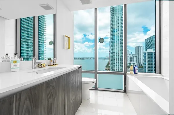 $11,800 | 3131 Northeast 7th Avenue, Unit 1901, Miami, FL 33137