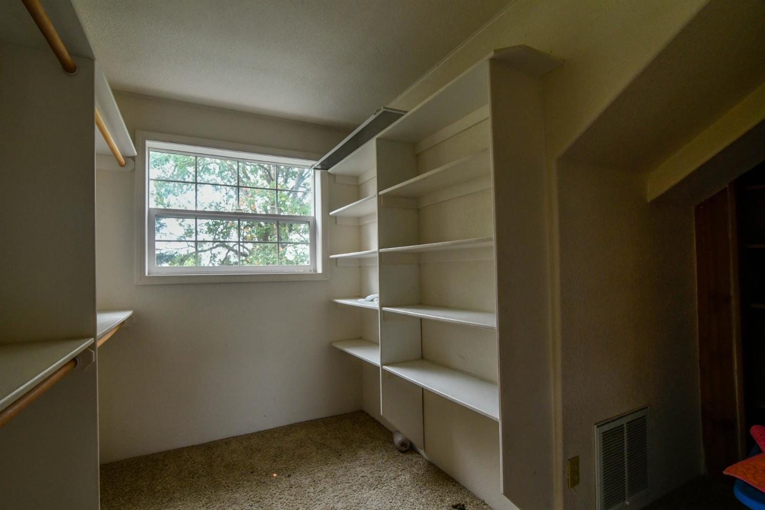 266 Lathrop Road Grants Pass, OR 97526 - Photo 14 of 33 Additional Photo