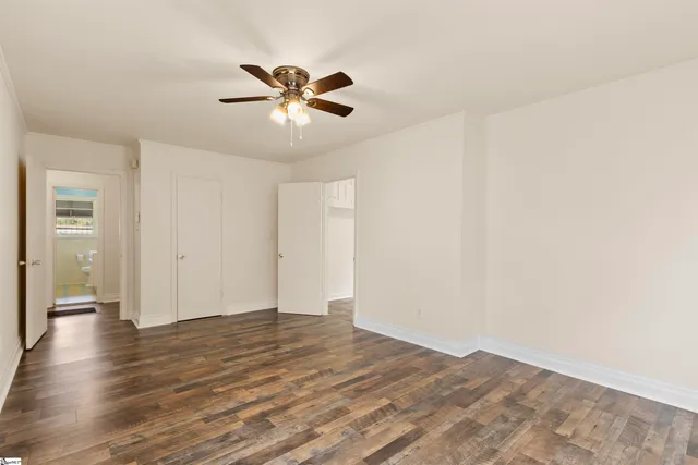 $325,000 | 509 West Carolina Avenue, Clinton, SC 29325