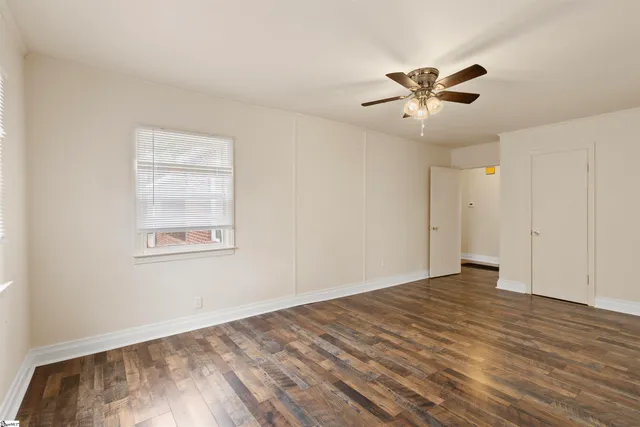 $325,000 | 509 West Carolina Avenue, Clinton, SC 29325