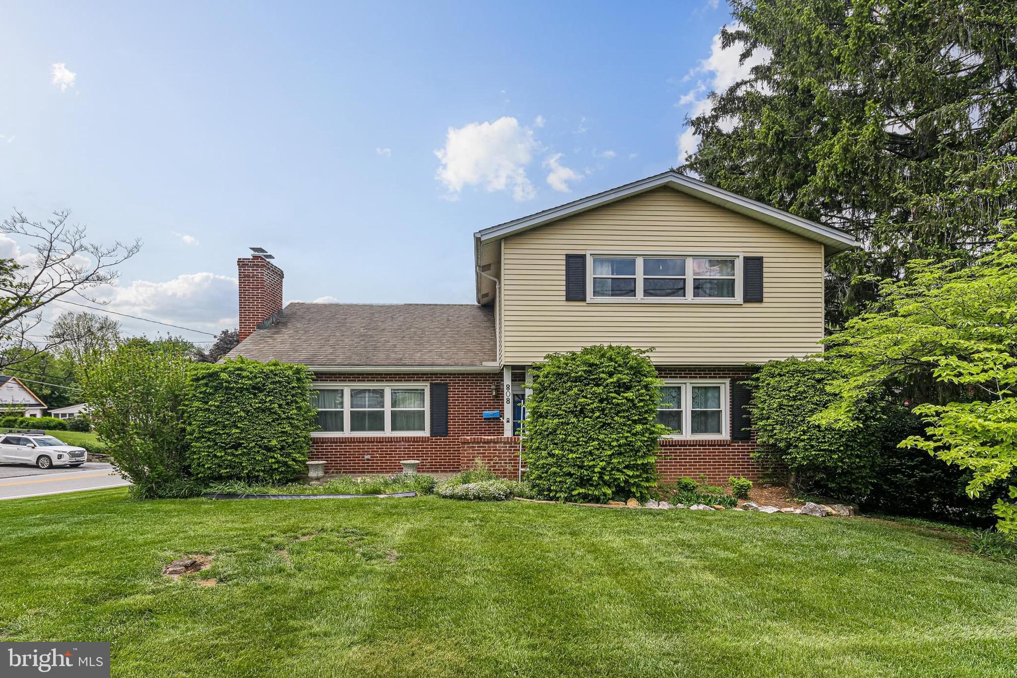808 Washington Road Westminster, MD 21157 - Photo 1 of 35 Beautifully Maintained Cape Cod!