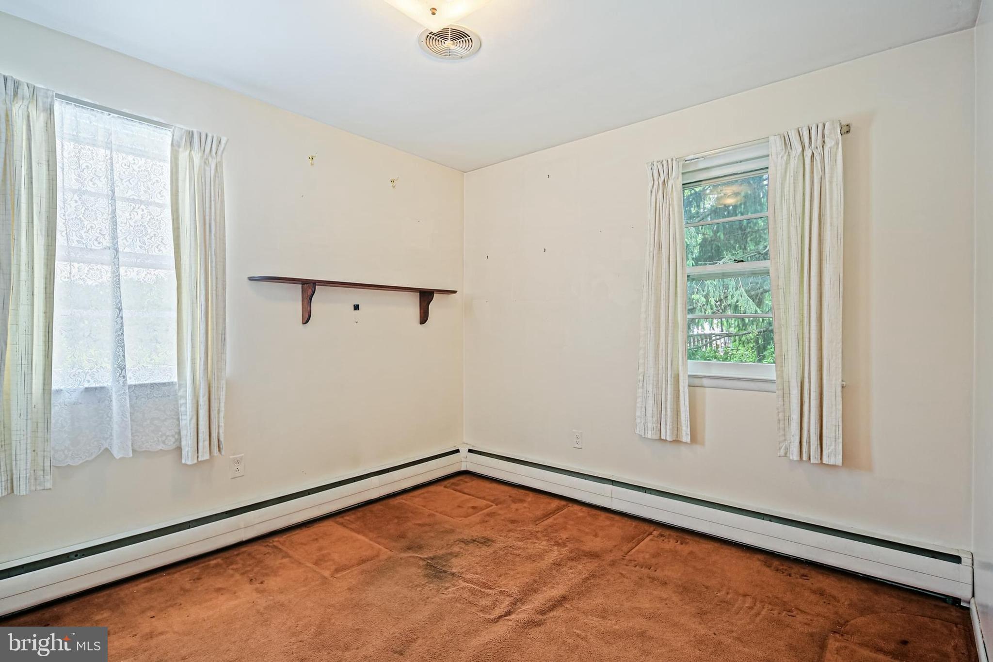 808 Washington Road Westminster, MD 21157 - Photo 15 of 35 Bedroom 2 on Main Level