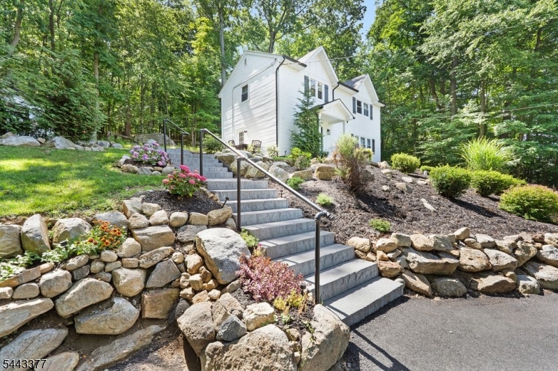 94 Castle Rock Road Lake Hopatcong, NJ 07849 - Photo 28 of 41