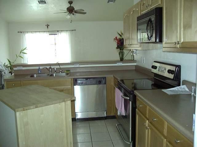 985 Calle Tamaulipas Rio Rico, AZ 85648 - Photo 6 of 9 Gallery Image 6