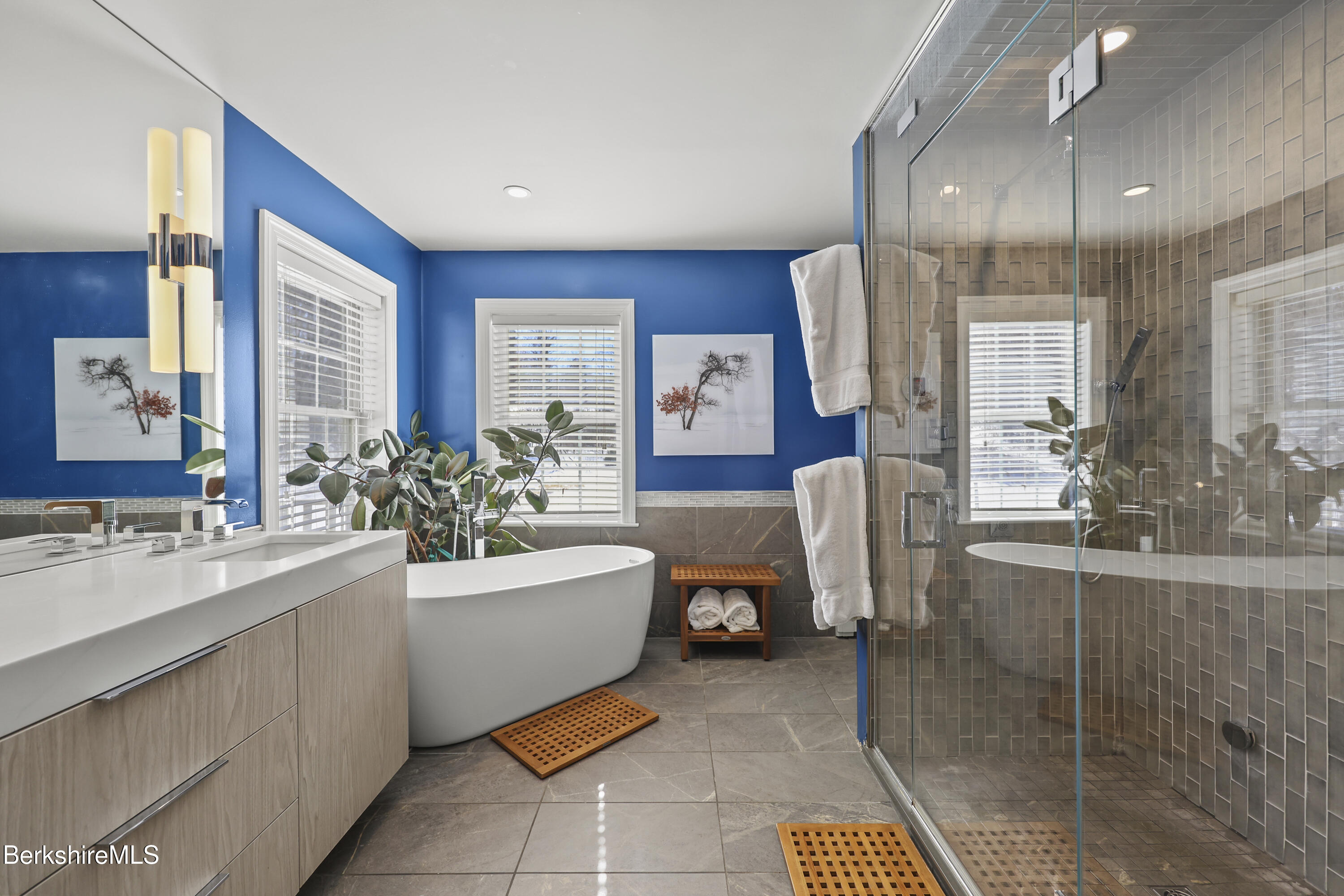 130 East Dugway Road Lenox, MA 01240 - Photo 37 of 95 255 Second Floor Primary Bathroom