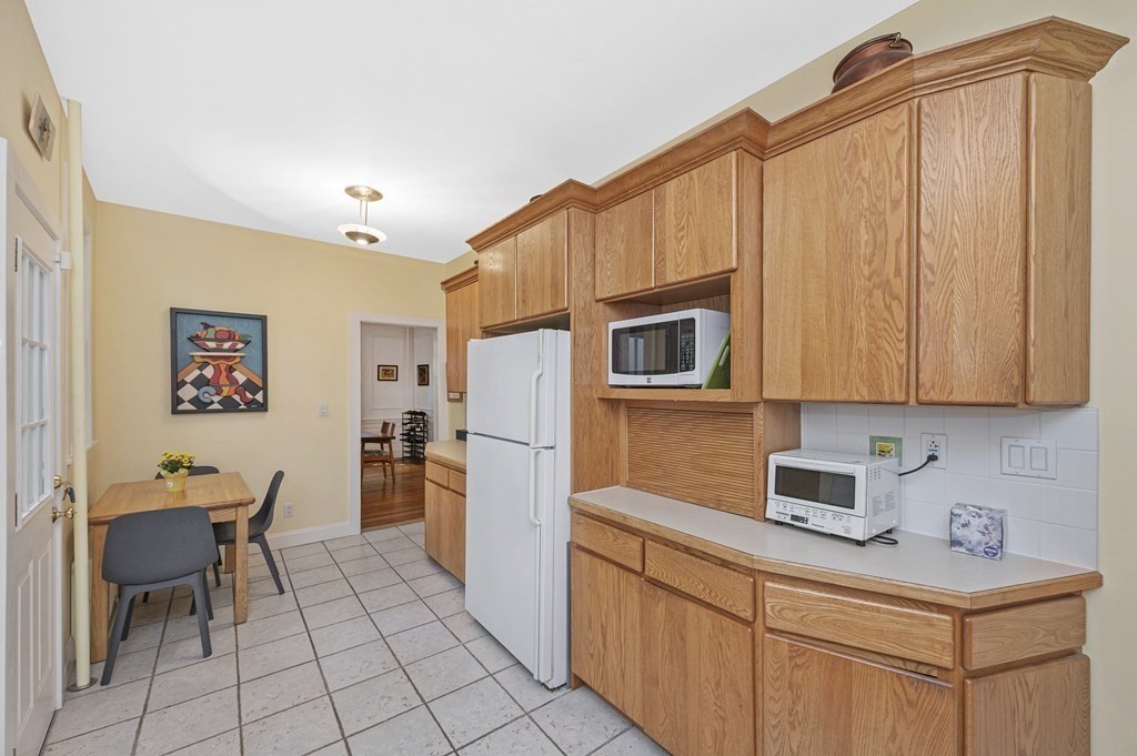 77 Harvard Avenue, Unit 1 Brookline, MA 02446 - Photo 10 of 26