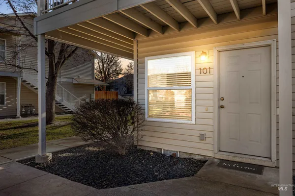 $224,700 | 8909 West Irving Street, Unit 101, Boise, ID 83704